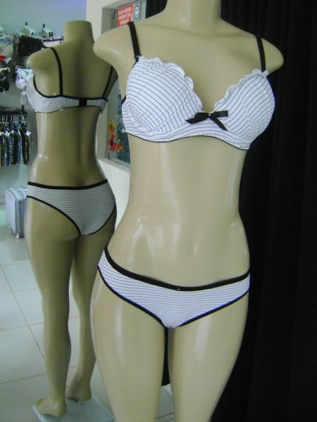 Conjunto de microfibra babado