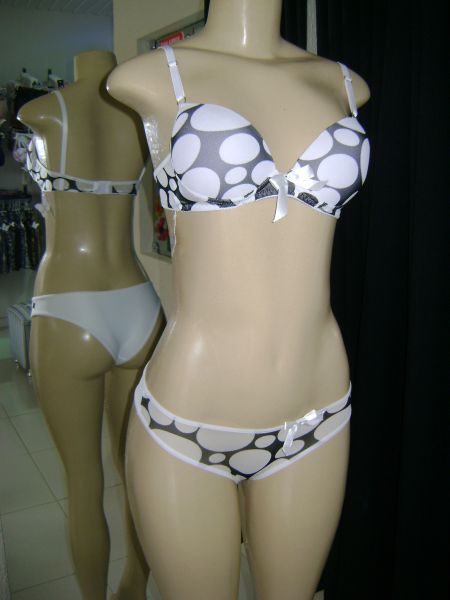 Conjunto de tule com microfibra